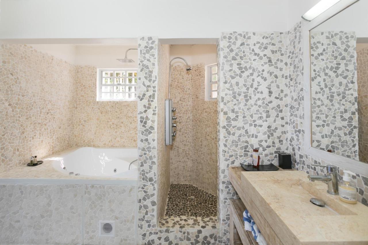 Orient Bay Villa Rentals St Martin Bagian luar foto